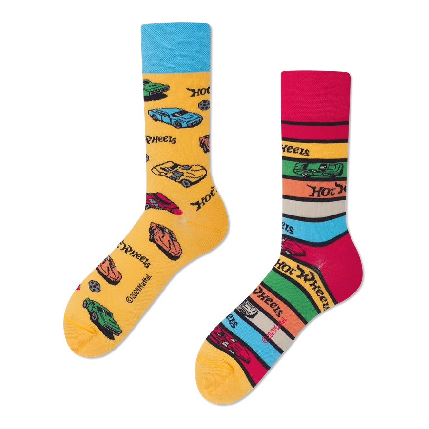 De nombreuses chaussettes de matins | Roues chaudes