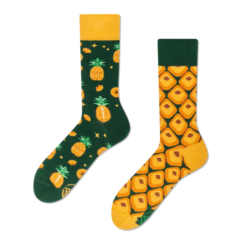 De nombreuses chaussettes de matins | L'ananas